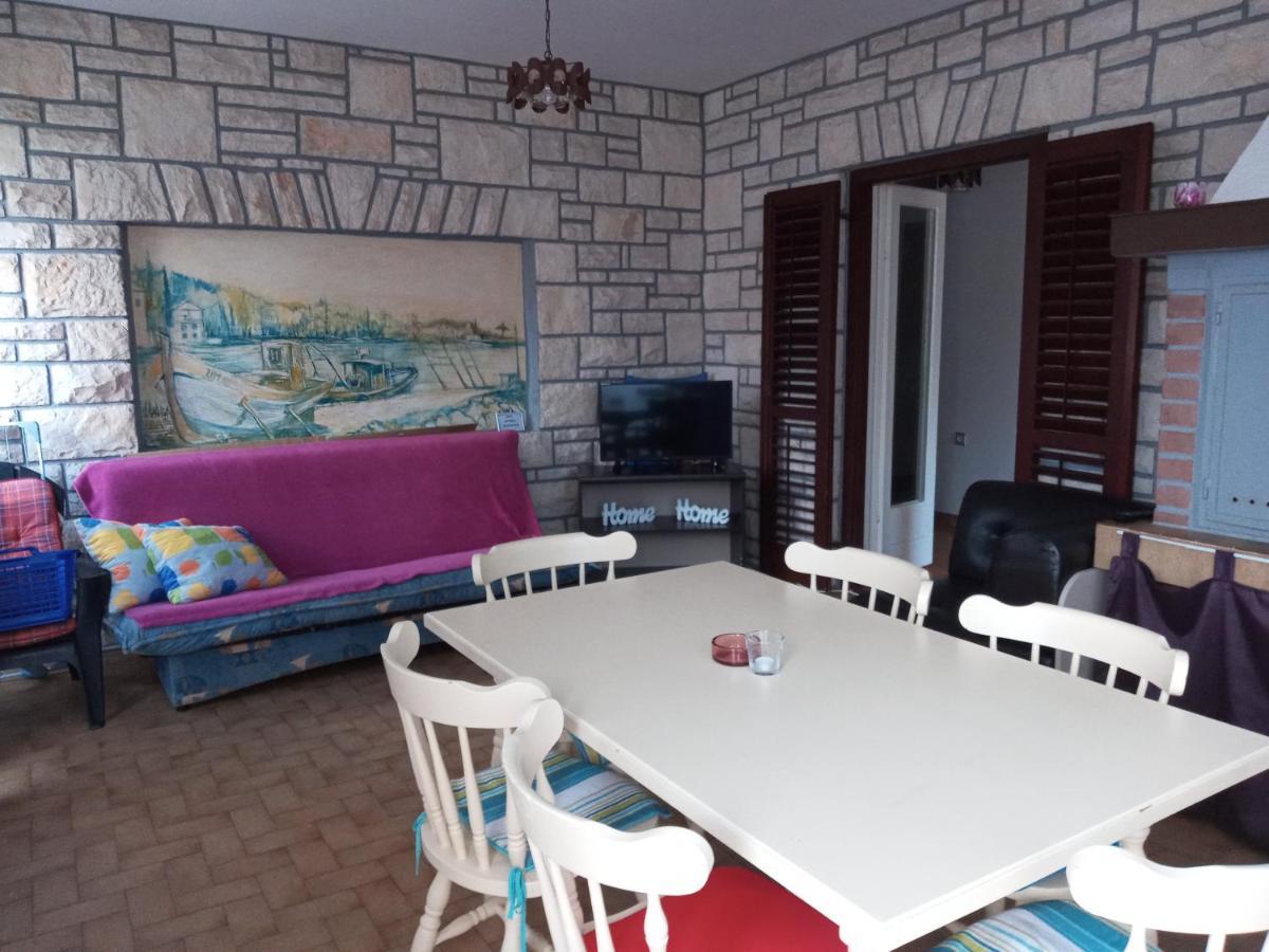 Apartman Sole Apartment Каригадор Екстериор снимка