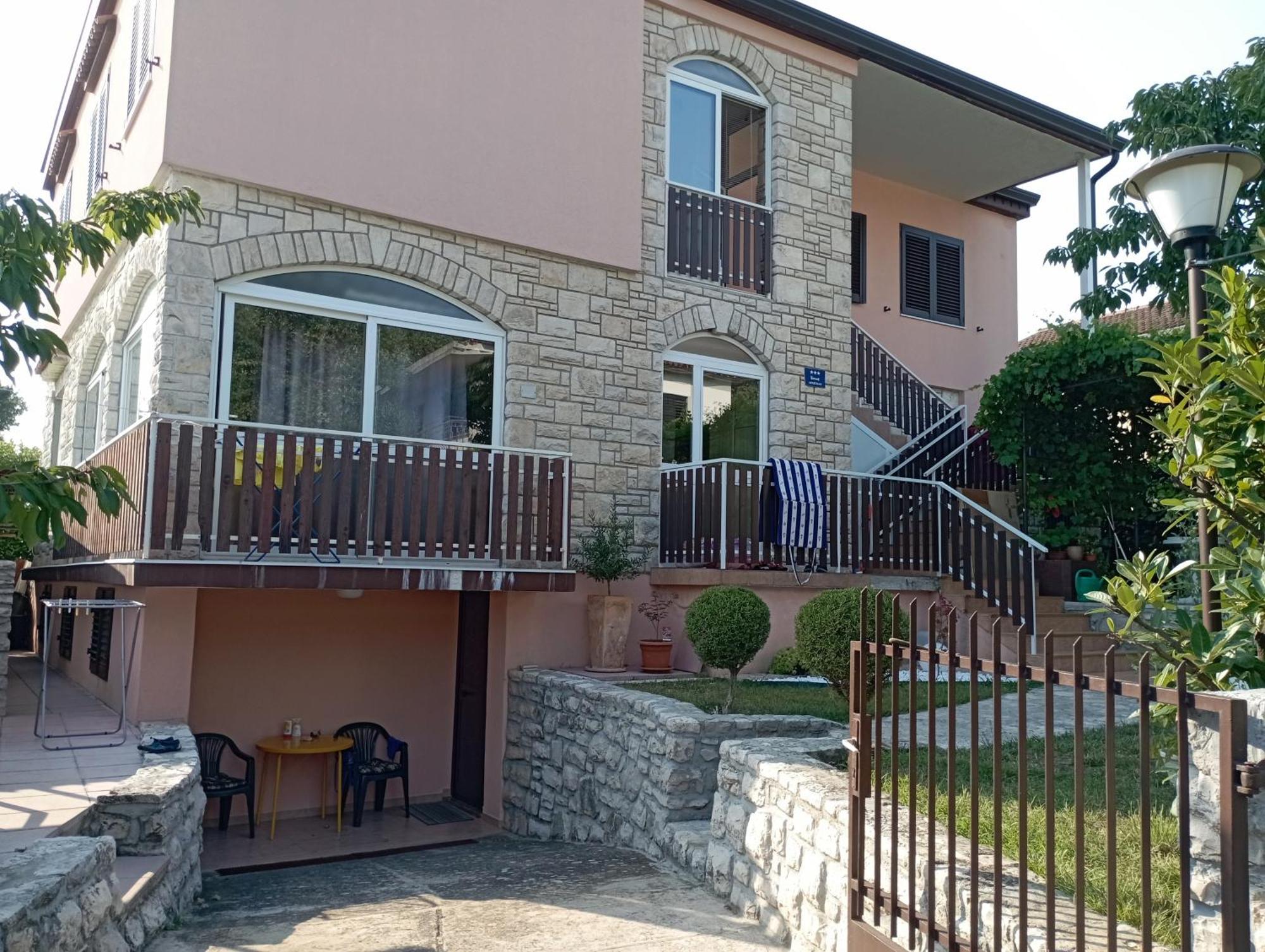 Apartman Sole Apartment Каригадор Екстериор снимка